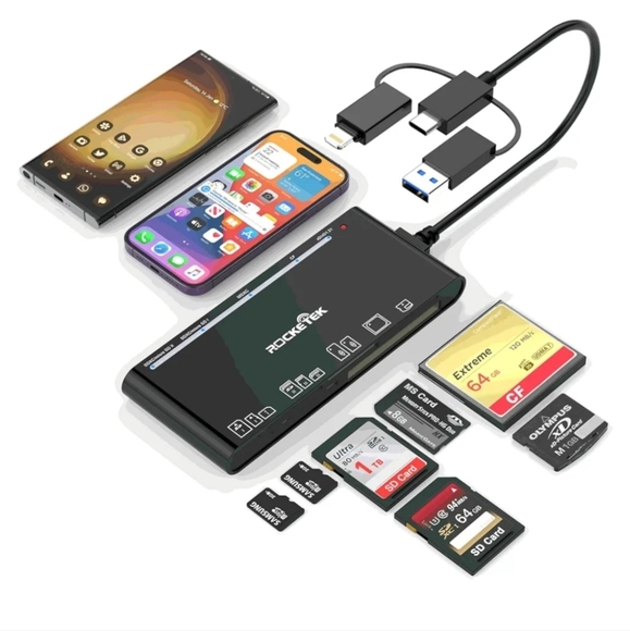 - 7 in 3 USB C Lightning USB 3.0 Multi Card Reader Adapter Hub - Picture 1 of 9